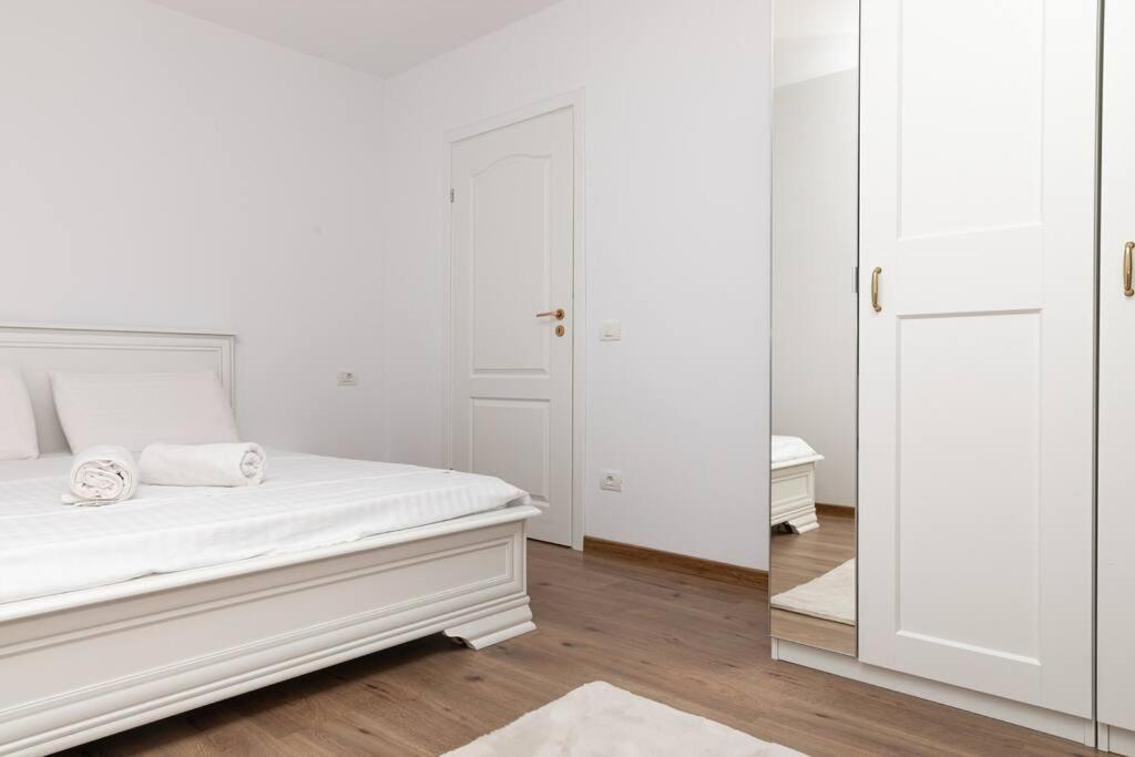 Enescu 3 City Center Flat Timișoara Zewnętrze zdjęcie